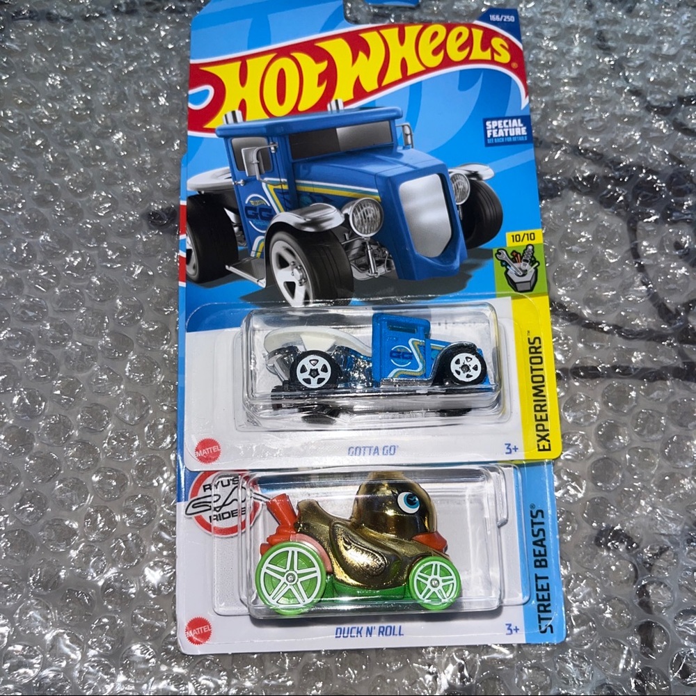 Duck N Roll / Gotta Go treasure hunt hotwheels lot of 2 mattel diecast scale car
